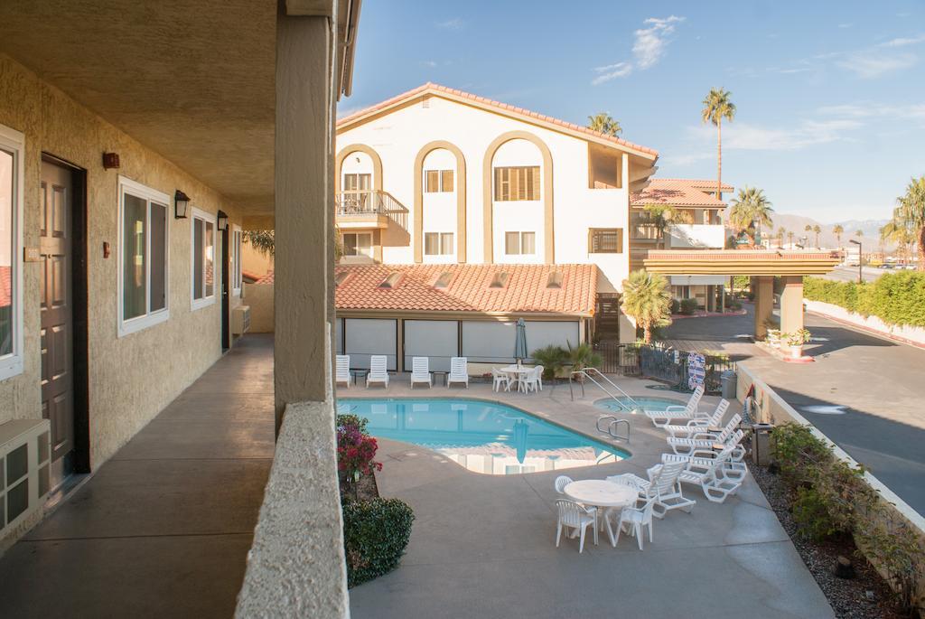 Red Lion Inn & Suites Cathedral City Palm Springs Kültér fotó