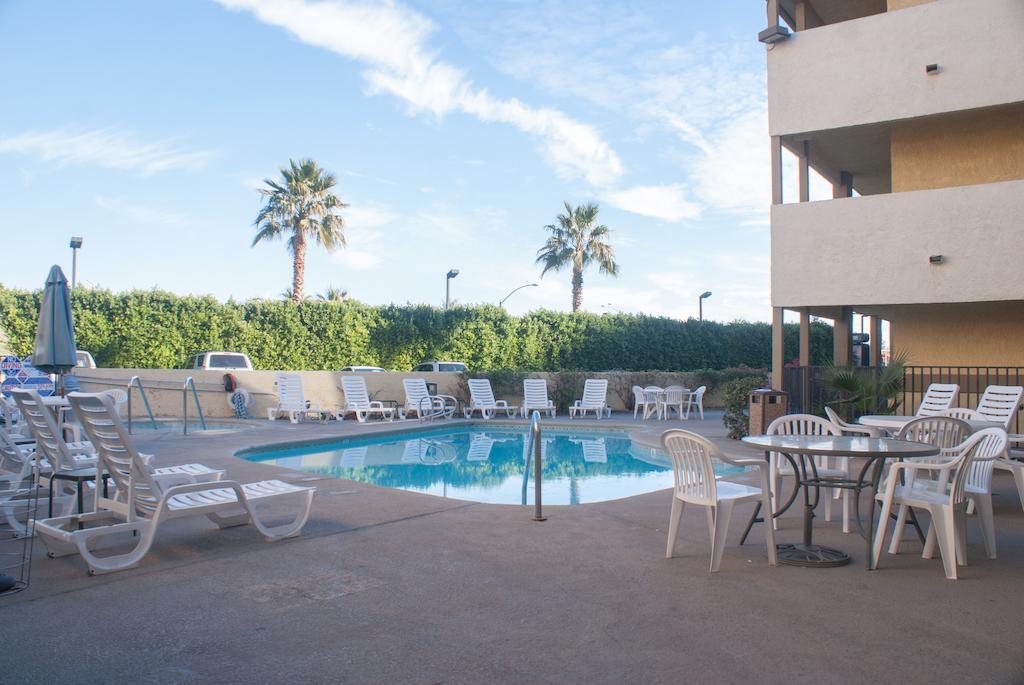 Red Lion Inn & Suites Cathedral City Palm Springs Kültér fotó