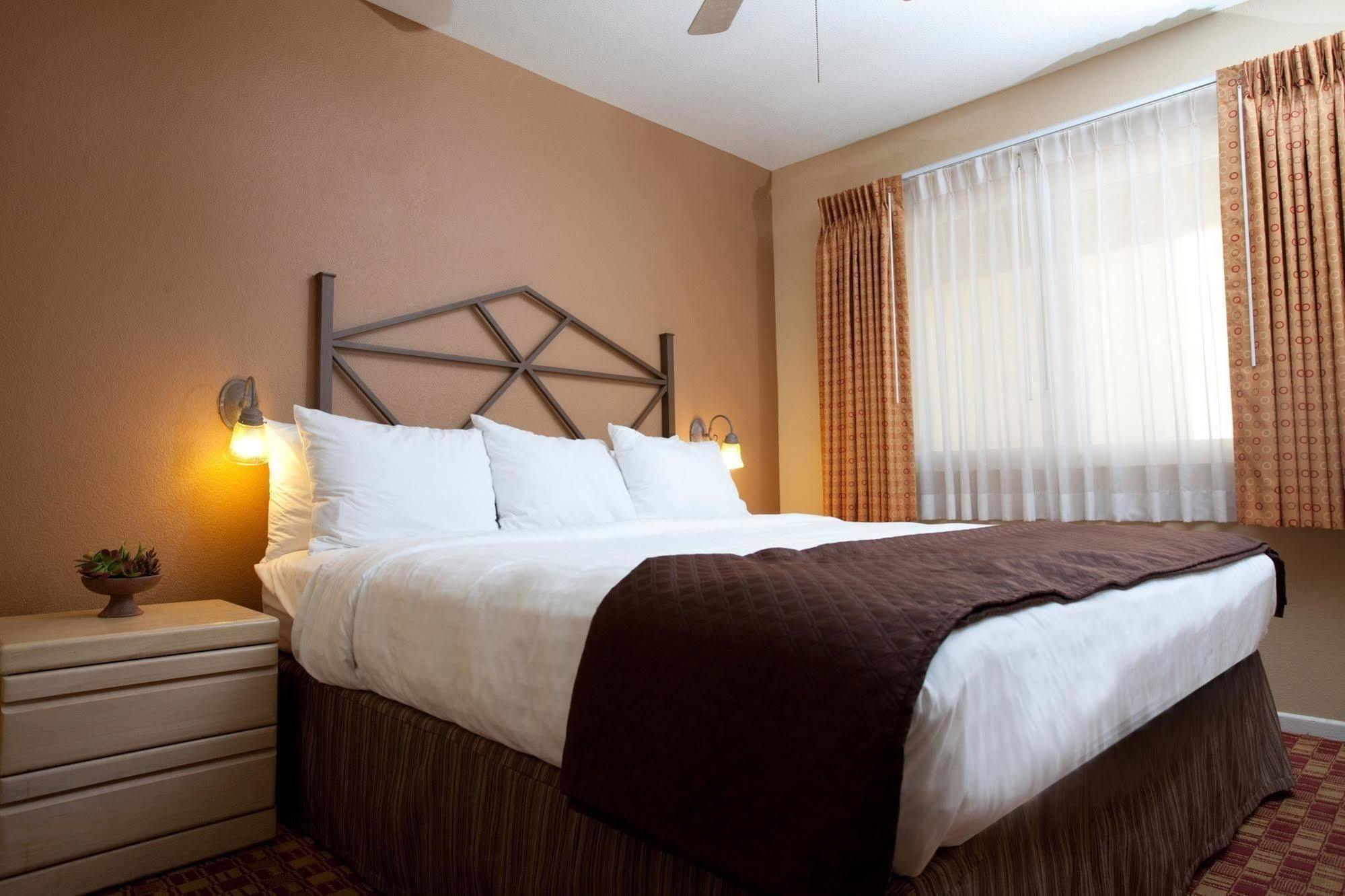 Red Lion Inn & Suites Cathedral City Palm Springs Kültér fotó